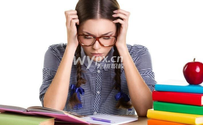 14岁女孩不上学有什么出路
